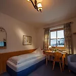 Πανσιόν Hinterseer 3*