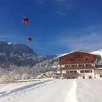 Hinterseer 3*